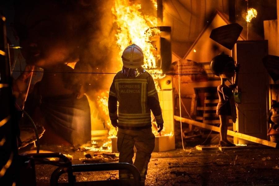Bengaluru Fire Accident News EV Showroom Fire Claims Life of 20-Year-Old Woman